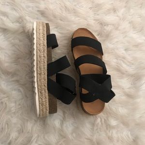 Black sandal espadrilles